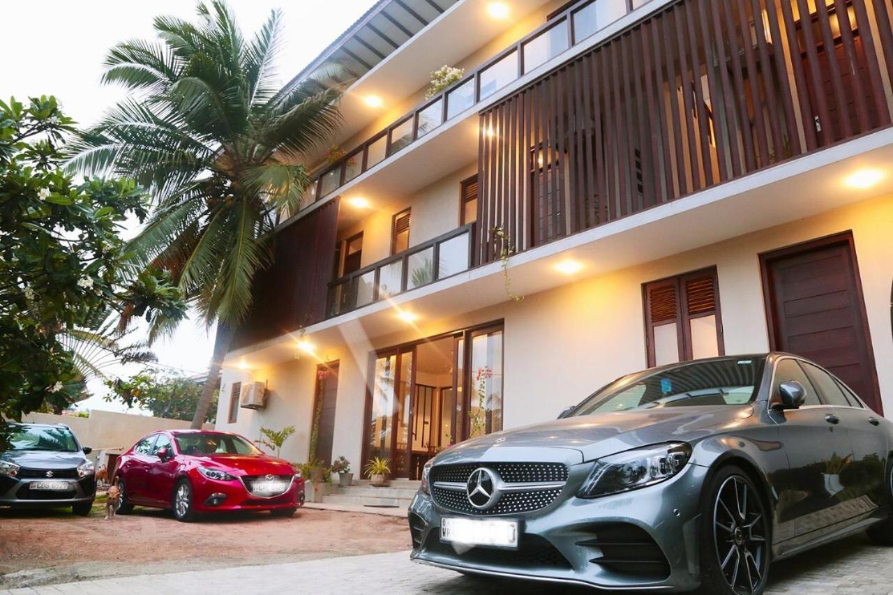 Driftwood Villa Pamunugama Ngoại thất bức ảnh