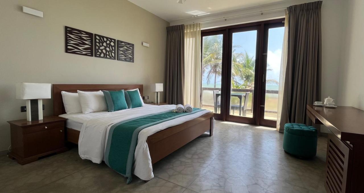 Driftwood Villa Pamunugama Ngoại thất bức ảnh
