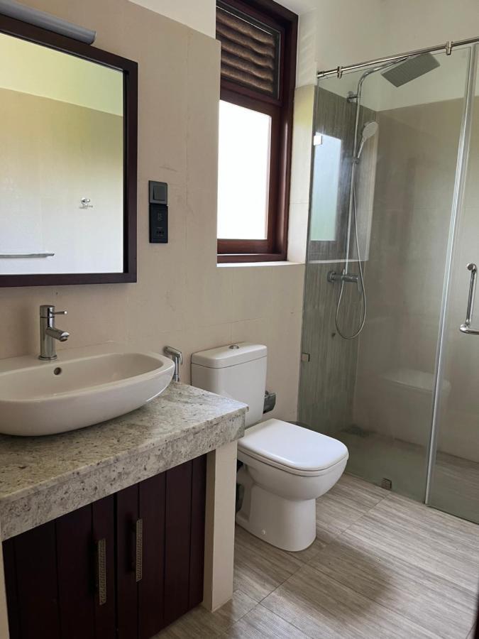 Driftwood Villa Pamunugama Ngoại thất bức ảnh