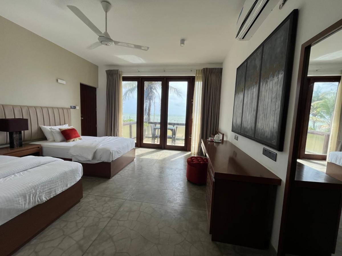 Driftwood Villa Pamunugama Ngoại thất bức ảnh