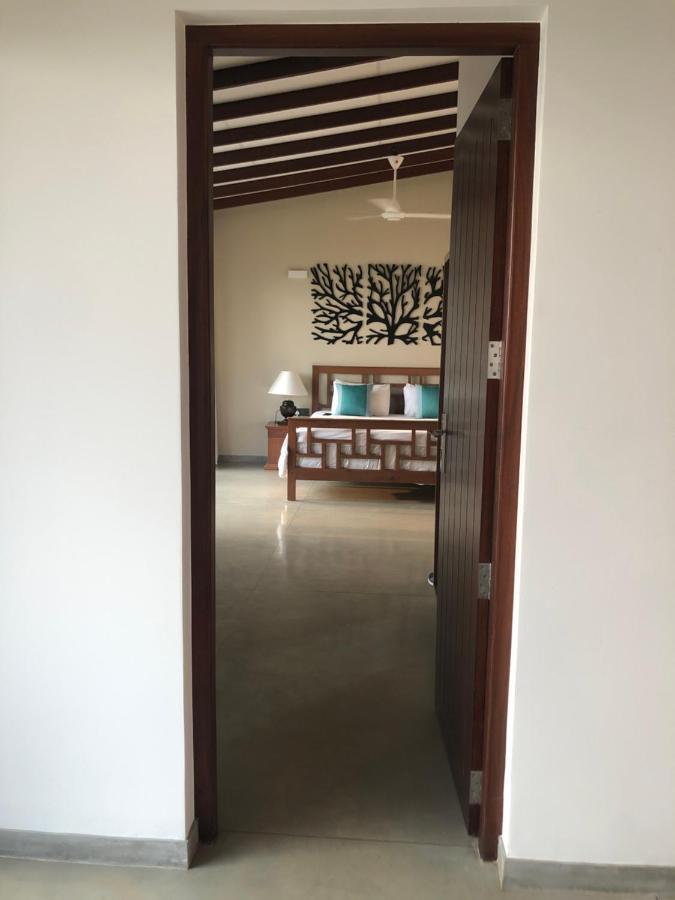 Driftwood Villa Pamunugama Ngoại thất bức ảnh